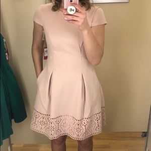 Vince Camuto dress size 6